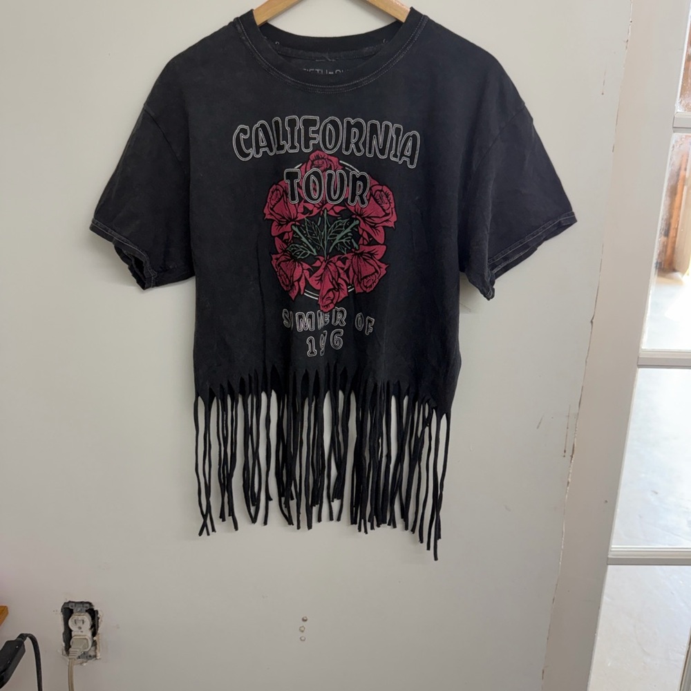 Fifth Sun Black California Tour Fringe Tee - Picture 2 of 12